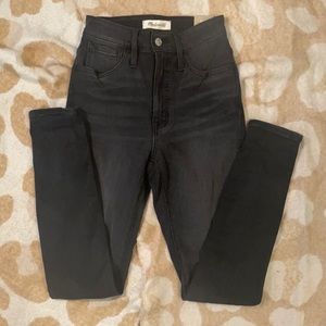 Madewell Curvy Roadtripper Black Skinny Jeans